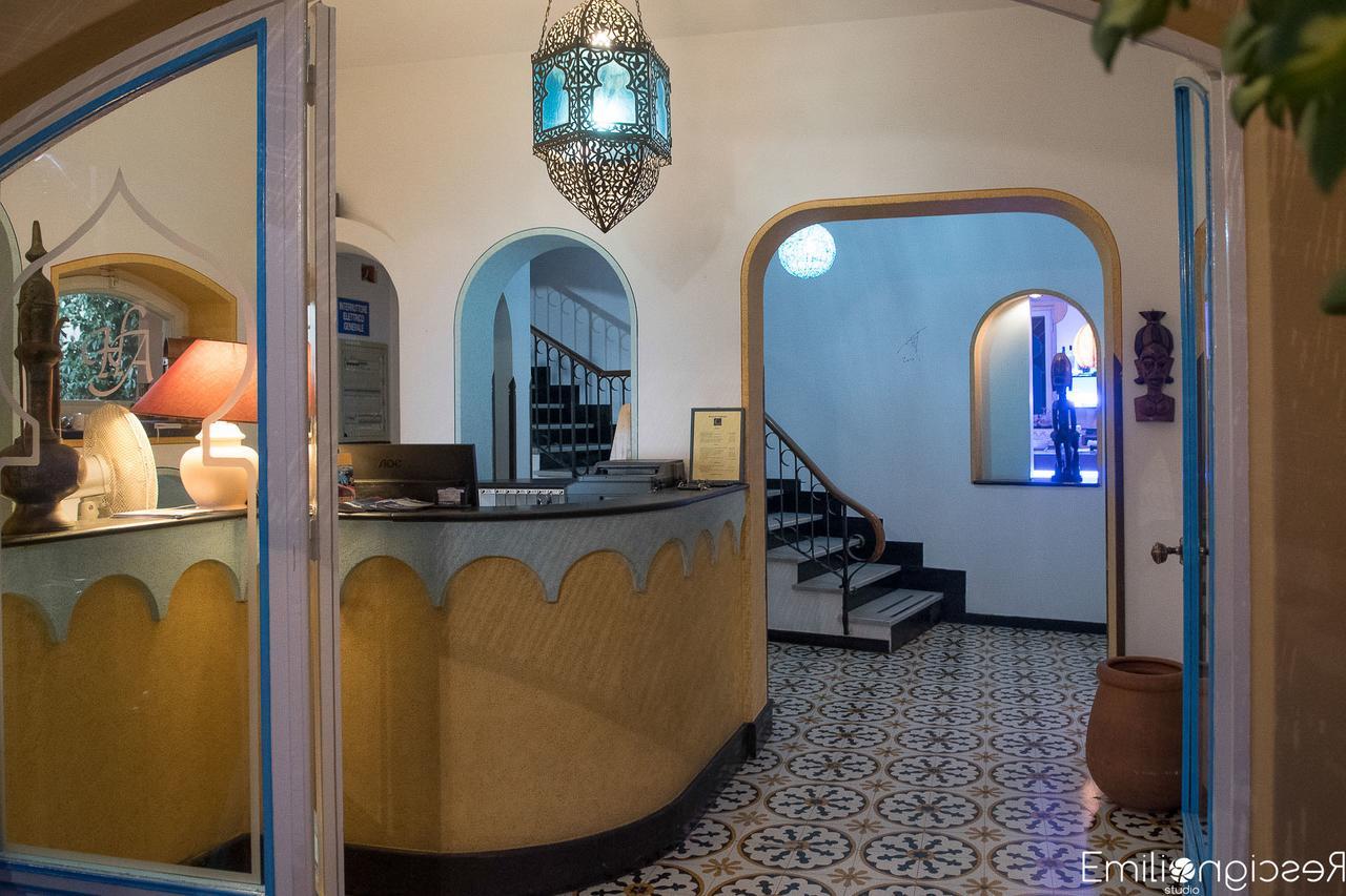 Hotel Arabesque Varigotti Exterior foto
