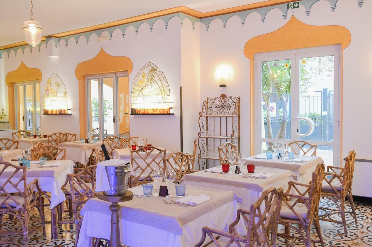 Hotel Arabesque Varigotti Exterior foto