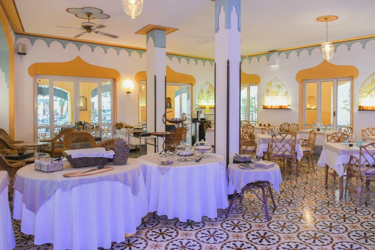 Hotel Arabesque Varigotti Exterior foto